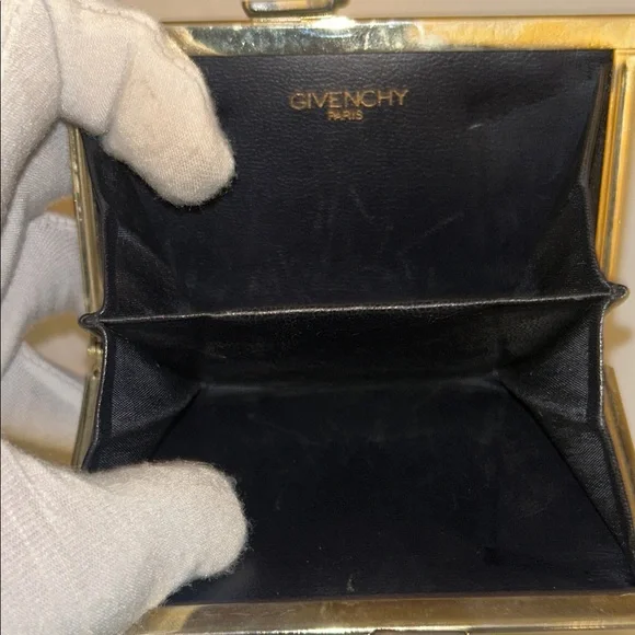 VINTAGE GIVENCHY PARIS Navy Quilted 4G Logo Kiss Lock Coin Purse Wallet - Picture 3 of 3